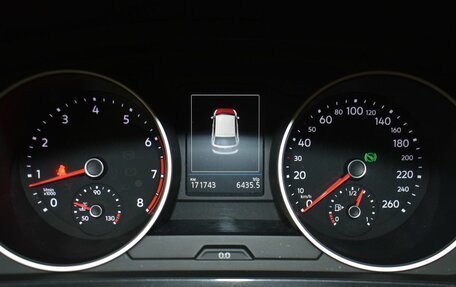 Volkswagen Tiguan II, 2017 год, 1 699 000 рублей, 12 фотография