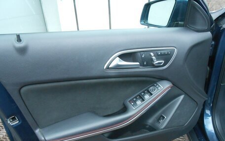 Mercedes-Benz GLA, 2019 год, 2 870 000 рублей, 10 фотография