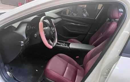 Mazda 3, 2022 год, 1 590 457 рублей, 9 фотография