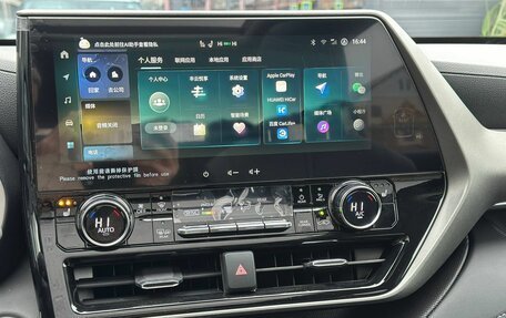 Toyota Highlander, 2025 год, 5 700 000 рублей, 28 фотография