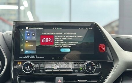 Toyota Highlander, 2025 год, 5 700 000 рублей, 29 фотография