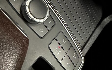 Mercedes-Benz M-Класс, 2012 год, 2 099 000 рублей, 33 фотография