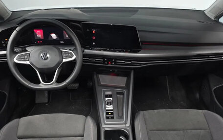 Volkswagen Golf VIII, 2022 год, 2 950 000 рублей, 5 фотография