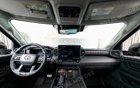 Toyota Sequoia, 2023 год, 13 000 000 рублей, 10 фотография
