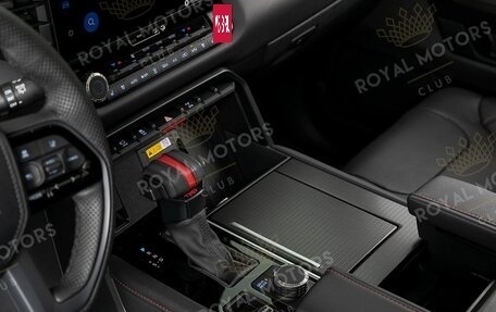 Toyota Sequoia, 2023 год, 13 000 000 рублей, 13 фотография