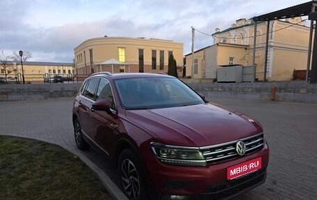 Volkswagen Tiguan II, 2018 год, 2 250 000 рублей, 1 фотография