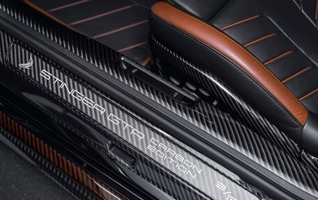 Porsche 911, 2023 год, 72 000 000 рублей, 12 фотография