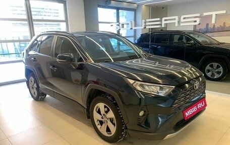 Toyota RAV4, 2019 год, 3 660 000 рублей, 3 фотография