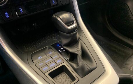 Toyota RAV4, 2019 год, 3 660 000 рублей, 22 фотография