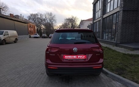 Volkswagen Tiguan II, 2018 год, 2 250 000 рублей, 5 фотография