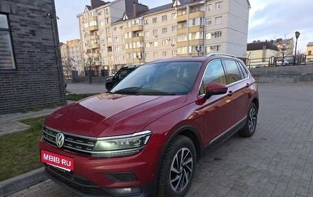 Volkswagen Tiguan II, 2018 год, 2 250 000 рублей, 3 фотография