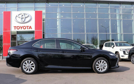 Toyota Camry, 2025 год, 4 990 000 рублей, 5 фотография