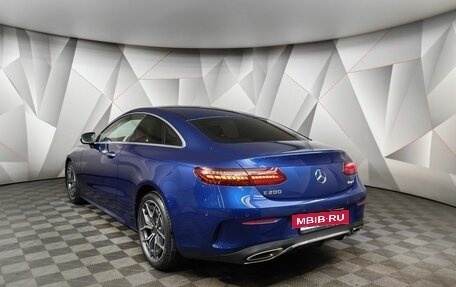 Mercedes-Benz E-Класс, 2020 год, 5 500 000 рублей, 4 фотография