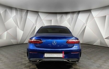 Mercedes-Benz E-Класс, 2020 год, 5 500 000 рублей, 8 фотография