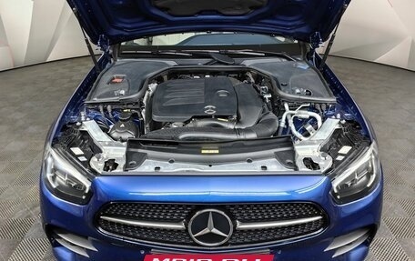 Mercedes-Benz E-Класс, 2020 год, 5 500 000 рублей, 18 фотография