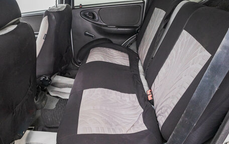 Chevrolet Niva I рестайлинг, 2004 год, 369 000 рублей, 23 фотография