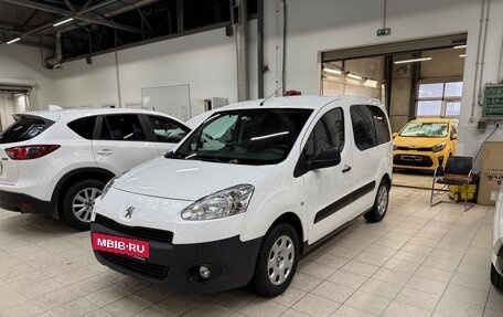 Peugeot Partner II рестайлинг 2, 2013 год, 650 000 рублей, 2 фотография