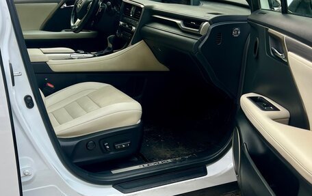 Lexus RX IV рестайлинг, 2016 год, 4 200 000 рублей, 14 фотография