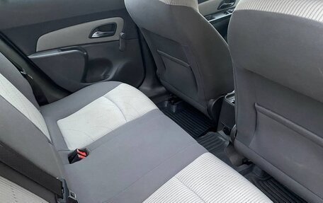 Chevrolet Cruze II, 2010 год, 485 000 рублей, 8 фотография