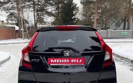 Honda Fit III, 2019 год, 1 270 000 рублей, 6 фотография