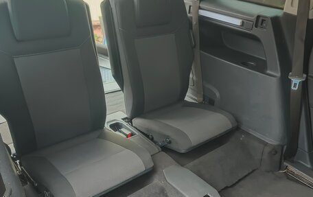 Opel Zafira B, 2009 год, 600 000 рублей, 13 фотография