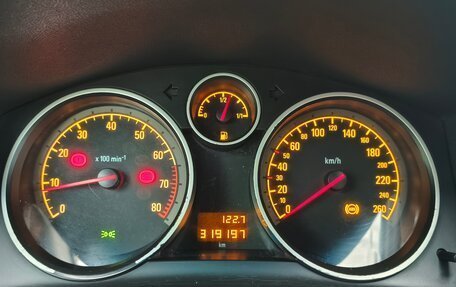 Opel Zafira B, 2009 год, 600 000 рублей, 18 фотография