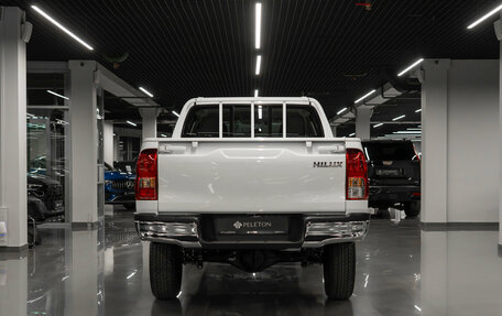 Toyota Hilux VIII, 2024 год, 7 400 000 рублей, 6 фотография