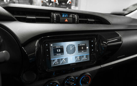 Toyota Hilux VIII, 2024 год, 7 400 000 рублей, 14 фотография