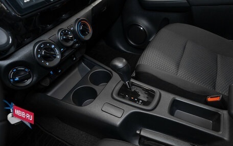 Toyota Hilux VIII, 2024 год, 7 400 000 рублей, 13 фотография