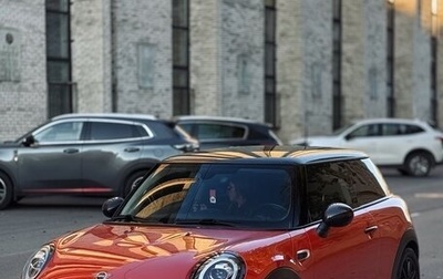 MINI Hatch, 2018 год, 1 950 000 рублей, 1 фотография