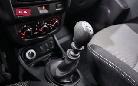 Renault Duster I рестайлинг, 2017 год, 980 000 рублей, 17 фотография