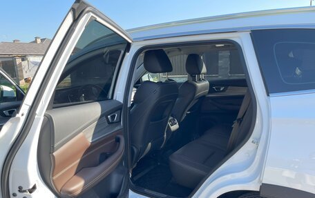 Chery Tiggo 8 Pro, 2021 год, 2 200 000 рублей, 10 фотография