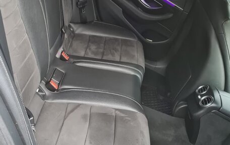 Mercedes-Benz E-Класс, 2017 год, 3 300 000 рублей, 13 фотография