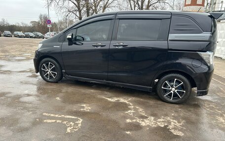Honda Freed I, 2011 год, 1 050 000 рублей, 6 фотография