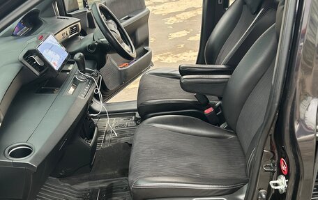 Honda Freed I, 2011 год, 1 050 000 рублей, 10 фотография