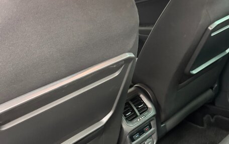 Volkswagen Tiguan II, 2019 год, 2 680 000 рублей, 6 фотография