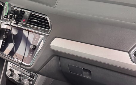 Volkswagen Tiguan II, 2019 год, 2 680 000 рублей, 7 фотография