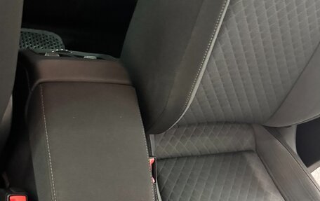 Volkswagen Tiguan II, 2019 год, 2 680 000 рублей, 11 фотография