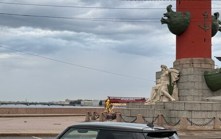 MINI Hatch, 2018 год, 1 950 000 рублей, 2 фотография