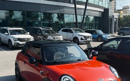 MINI Hatch, 2018 год, 1 950 000 рублей, 4 фотография