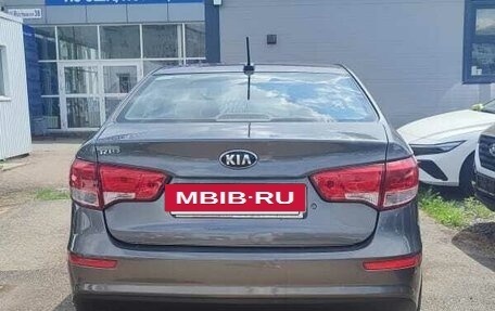 KIA Rio III рестайлинг, 2017 год, 900 000 рублей, 6 фотография