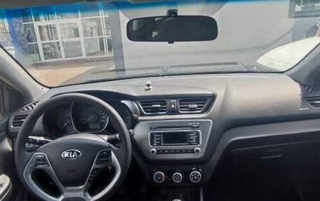 KIA Rio III рестайлинг, 2017 год, 900 000 рублей, 11 фотография
