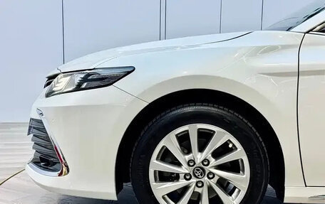 Toyota Camry, 2023 год, 3 200 000 рублей, 9 фотография