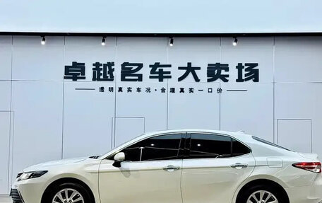 Toyota Camry, 2023 год, 3 200 000 рублей, 6 фотография