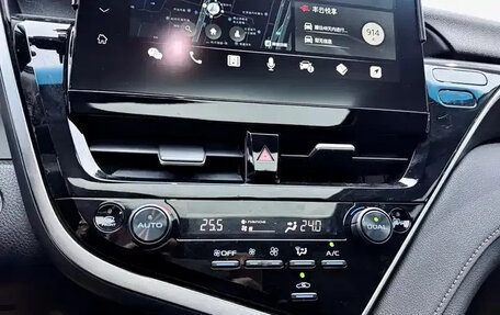 Toyota Camry, 2023 год, 3 200 000 рублей, 13 фотография