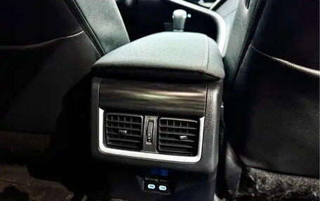 Toyota Camry, 2023 год, 3 200 000 рублей, 14 фотография