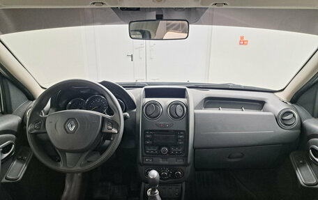 Renault Duster I рестайлинг, 2015 год, 865 000 рублей, 14 фотография