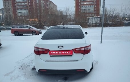 KIA Rio III рестайлинг, 2014 год, 710 000 рублей, 2 фотография