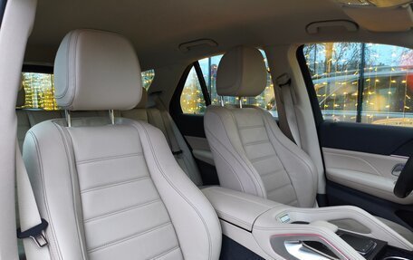 Mercedes-Benz GLE, 2019 год, 7 500 000 рублей, 11 фотография