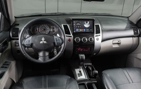 Mitsubishi Pajero Sport II рестайлинг, 2015 год, 1 773 070 рублей, 6 фотография